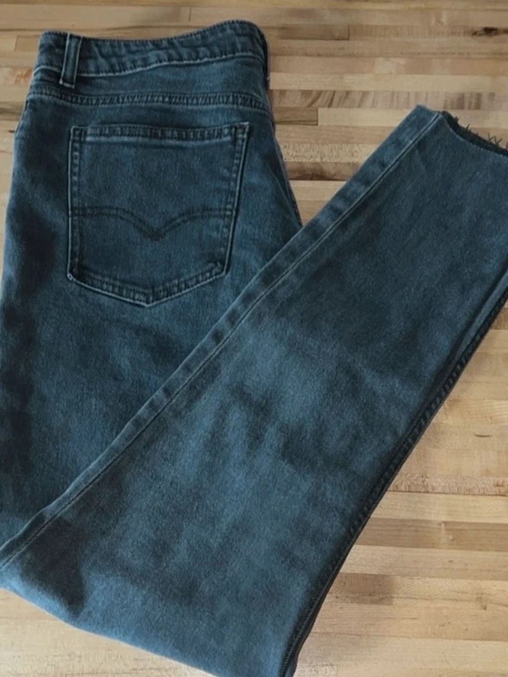 Levi's 721 High Rise Skinny Jeans - Washed Black Denim - Picture 1 of 4